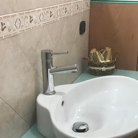 Casa Karina Bed & Breakfast *